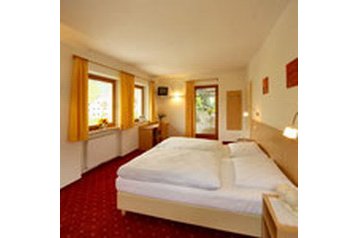 Italia Privát Gais, Interno